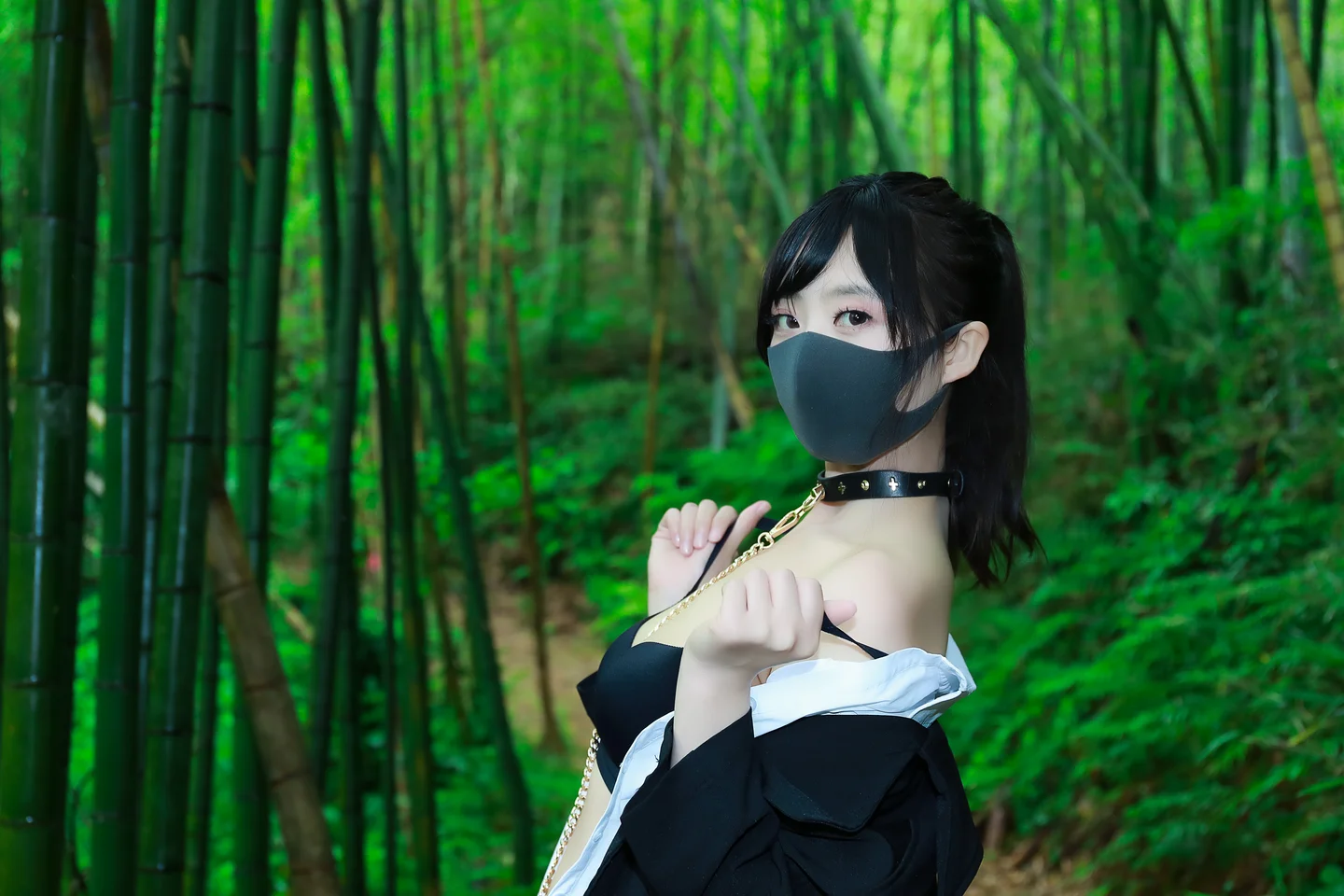 李佳 - No.010 黑百褶裙森林 [58P-348MB] tg@simisebaisi 【丝足阁】044.webp